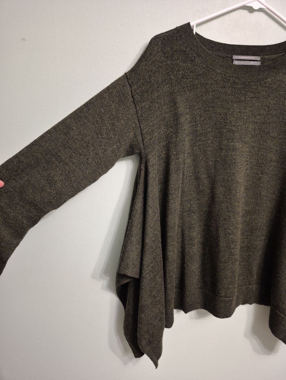 Anthropologie Women's Olive Quiet Luxury Modern Merino Wool Sweater Size XS-M - Picture 3 of 6